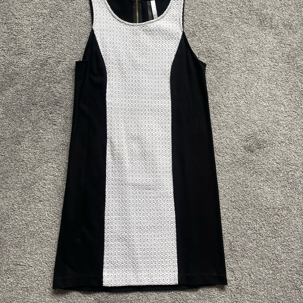 Kensie Black and White Sheath Mini Dress